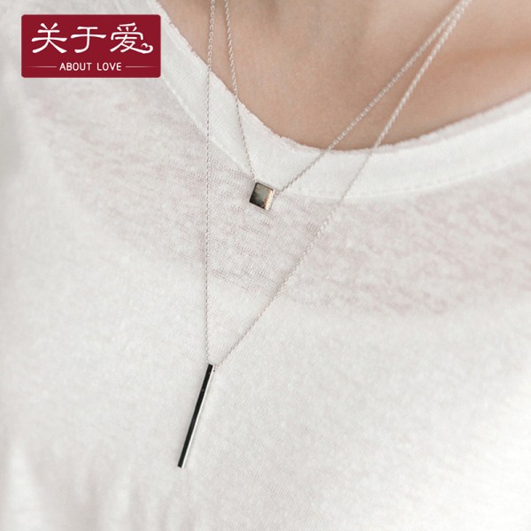 S925银项链女款锁骨链简约几何竖方管正方形吊坠长款项链套链