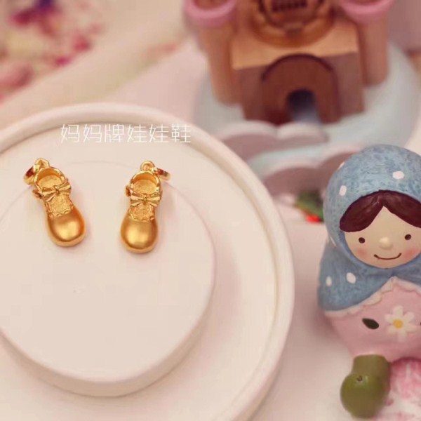 3D硬金 蝴蝶结黄金娃娃鞋吊坠 足金鞋子项链  生日礼物 一件代发